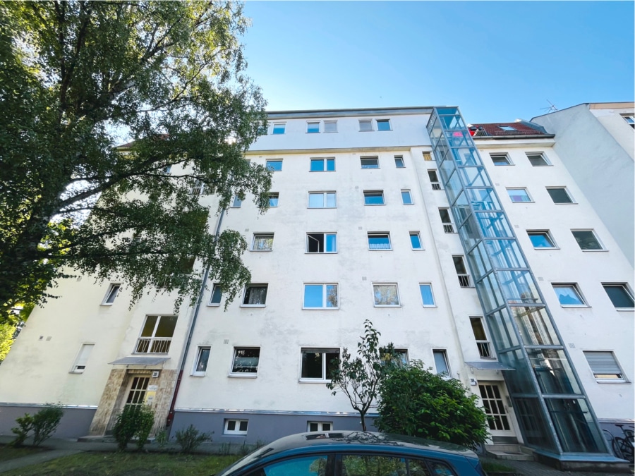 Soon Available: 3-room apartment in the green Steglitz - 7