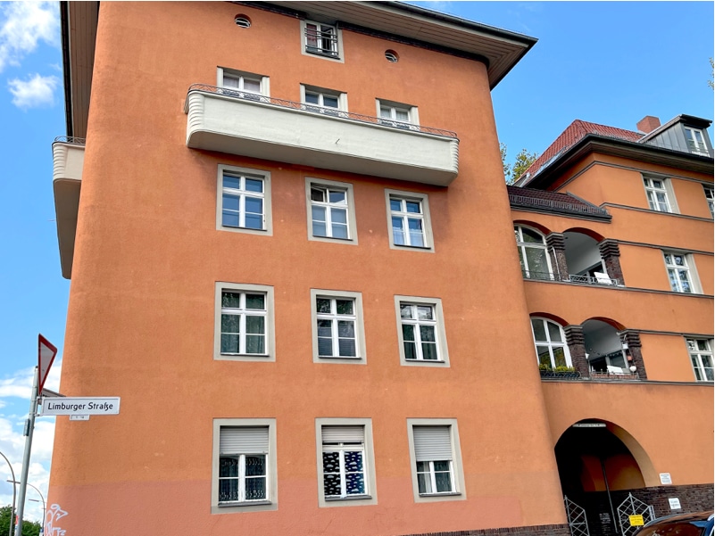 3 - Investment: rented 2-Bed near Augustenburger Platz - Amrumer Str.