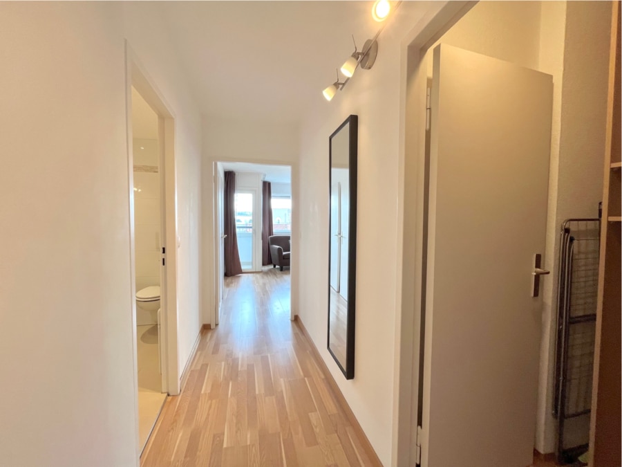 3 - Bezugsfrei! Zentrales Pied-à-Terre mit freiem Himmelblick über Kreuzberg und Mitte