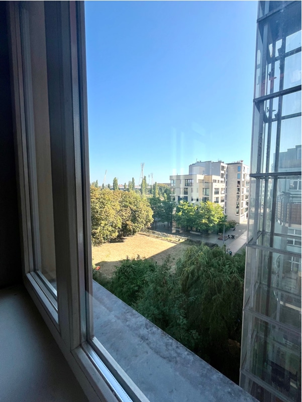 G_WohnküAusblick - Altbau am Mauerweg - 3 Zi - 2 Balkone - Blick auf den Mauerpark