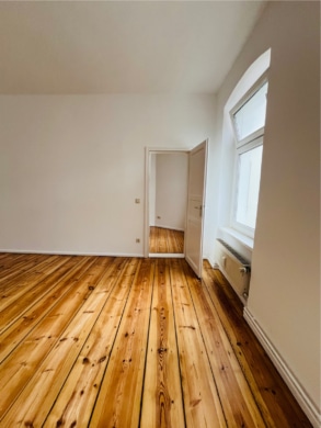 Your investment at the Zionskirche – 1 room in a quiet garden house, Berlin Mitte, 3. OG