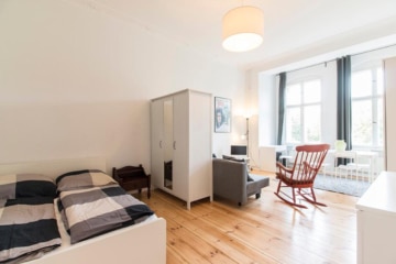 Reserved – Studio Apartment with a view on Boxhagener Platz, Berlin Friedrichshain, 2. OG