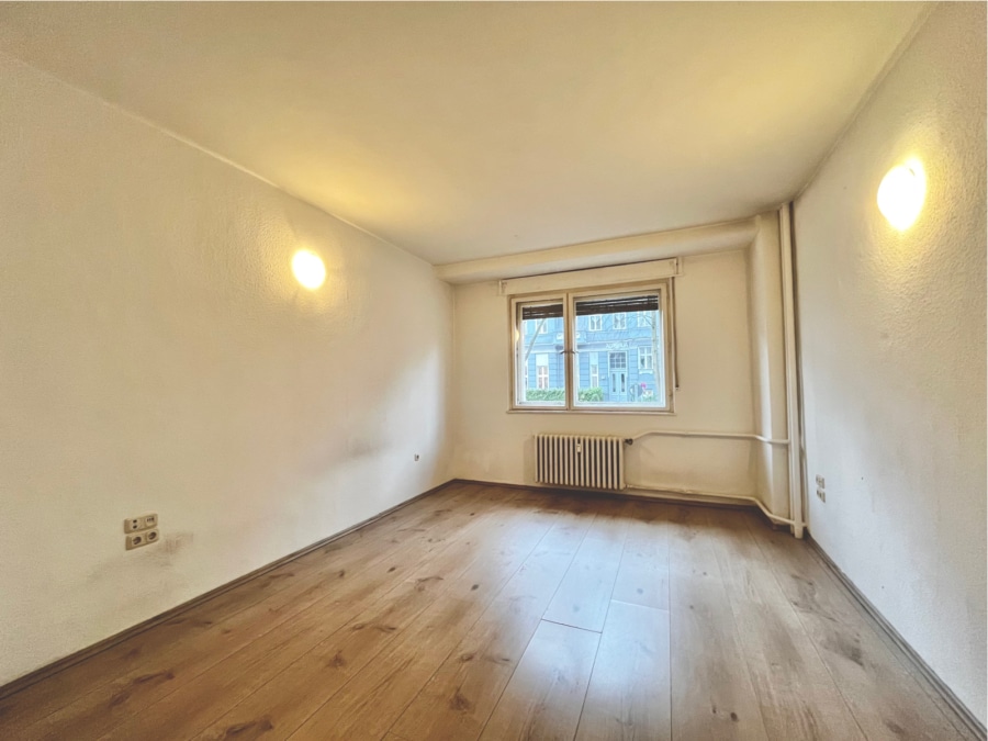 9 - Soon Available: 3-room apartment in the green Steglitz