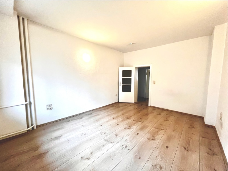 10 - Soon Available: 3-room apartment in the green Steglitz