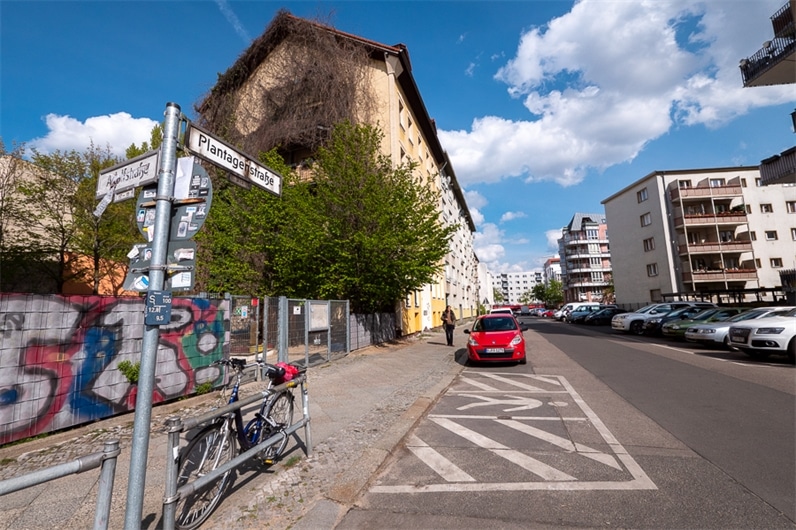 14 - Available to move in - Sunny Studio apartment near Nettelbeckplatz