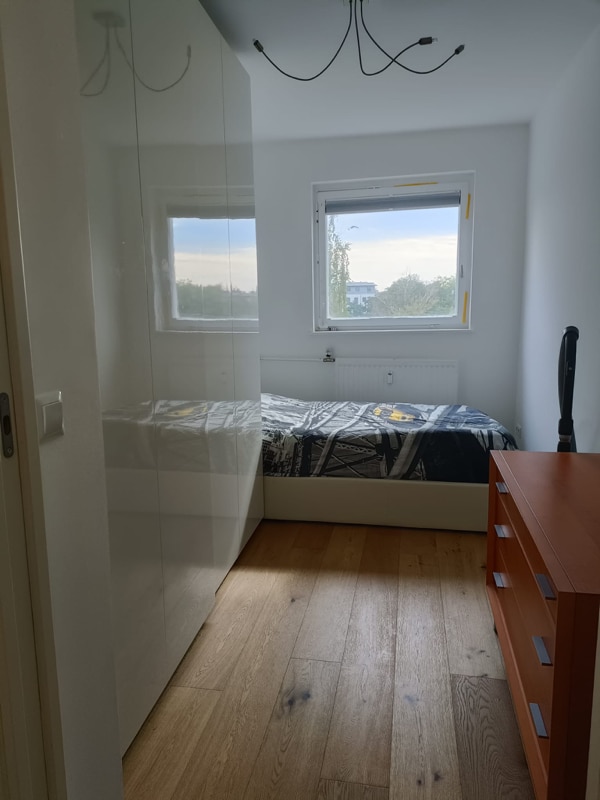 Modern 1.5-room apartment with sunny balcony at Attilastraße station - E_Schlafzimmer