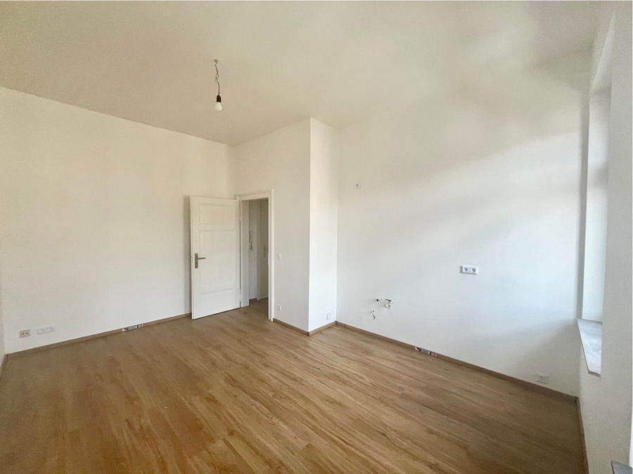 Stilvolle Altbau-Perle in Leipzig - helle 1,5 Zimmer in Gohlis-Süd - 4b_Wohnküche