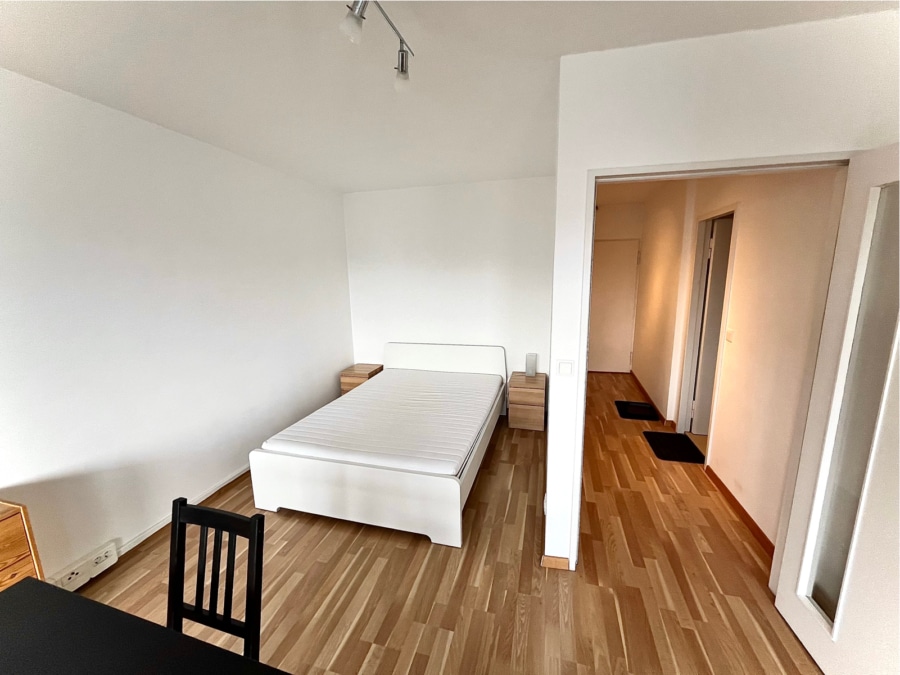 Bezugsfrei! Zentrales Pied-à-Terre mit freiem Himmelblick über Kreuzberg und Mitte - 4